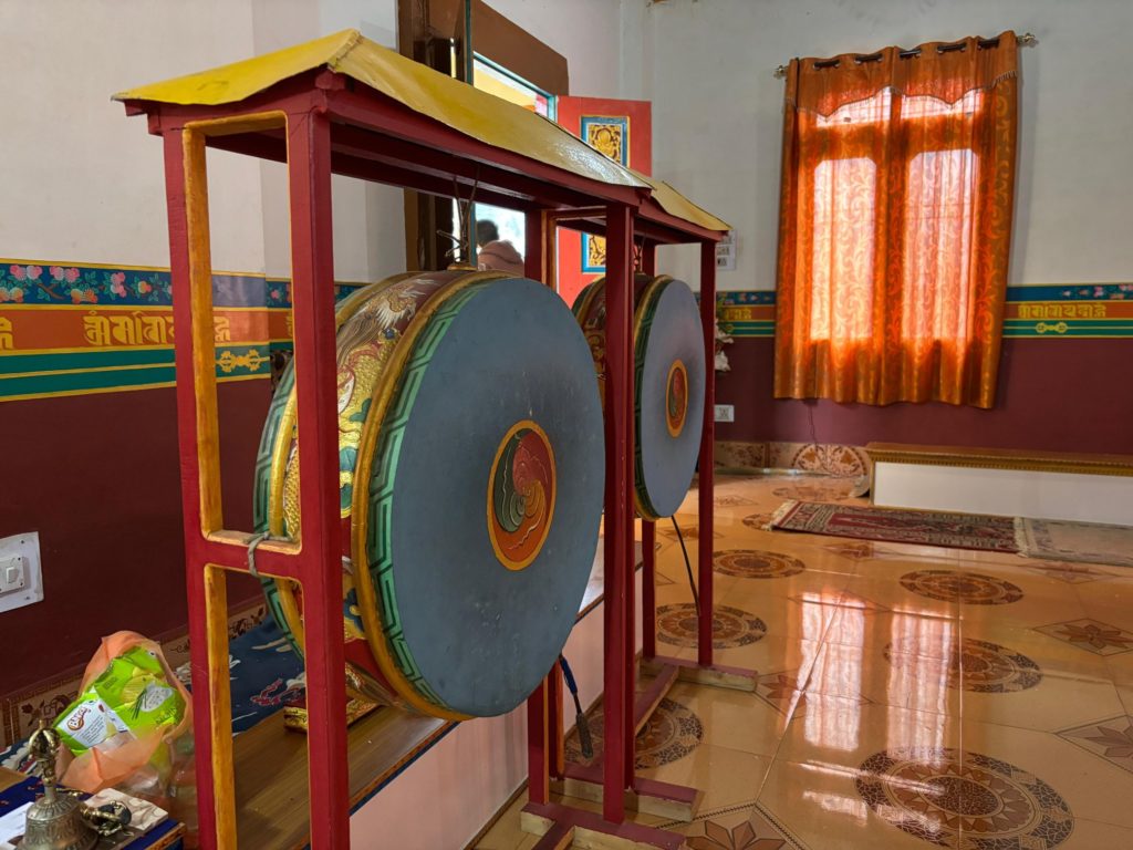 Tibetan Drums called Dongzing in Hamskad Kinnauri dialect