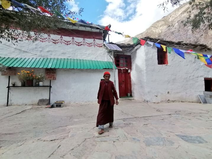 A nun of Charang monastery