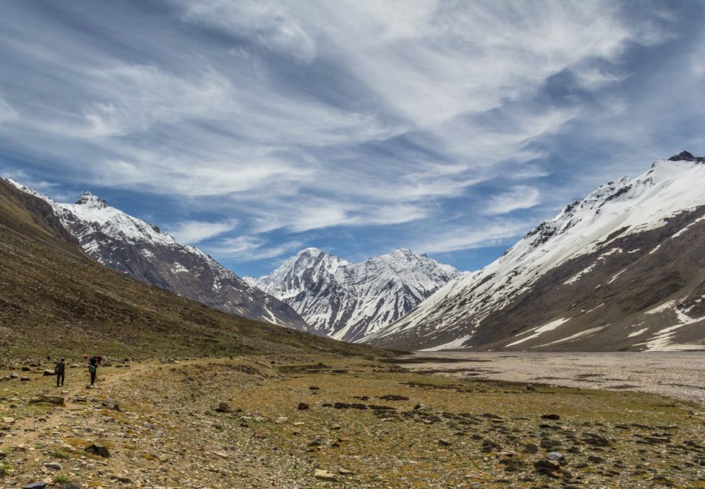 Dumti - Nithal Thach expanse [Lamkhaga pass trek expedition 2015]
