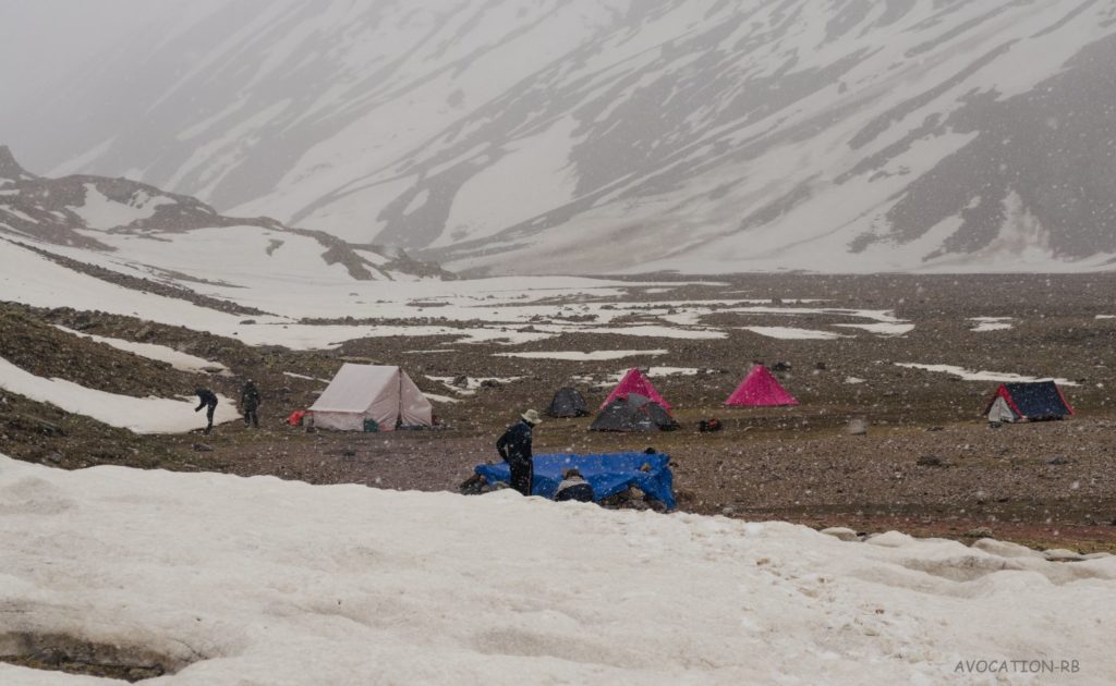 Snowfall at Nithal Thach , [Lamkhaga pass trek expedition 2015]