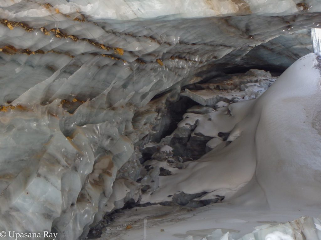 Baspa glacier ice cave [Lamkhaga pass trek 2018]