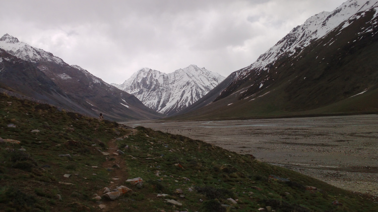 Yamrang peaks – The beginning of the Indo-Tibet border | Lamkhaga pass trek 
