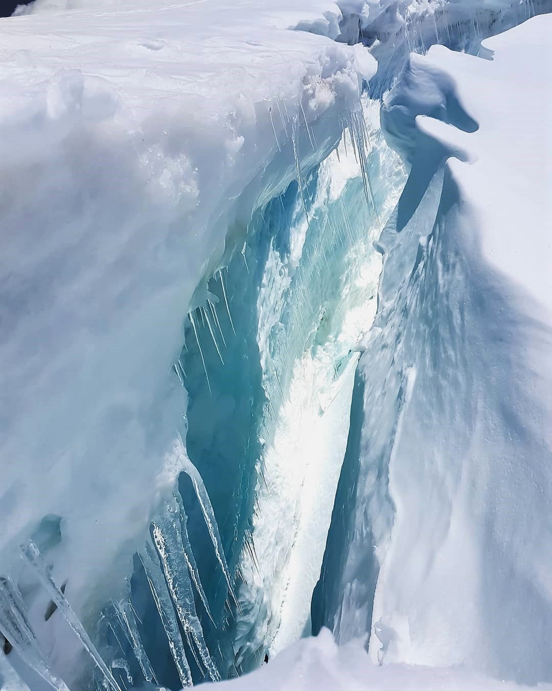 A deep crevasse in Khatling glacie