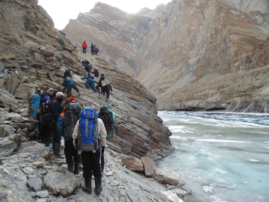 Crowded Chadar Trail 