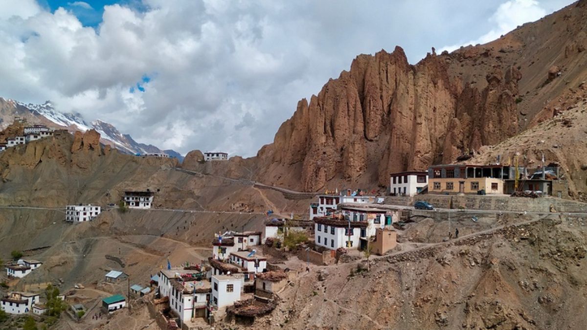 Backpacking & hiking in Spiti (Tabo, Dhankar & Lhalung) 